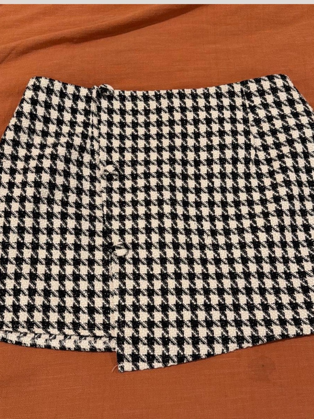 Black & White Houndstooth Mini Skirt